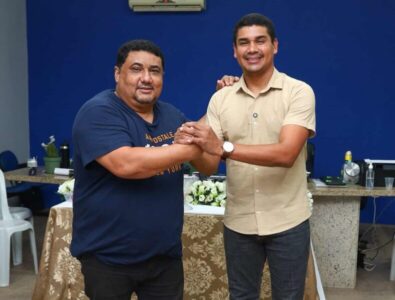 Prefeito Gilson Lima faz balanço dos quase oito meses de gestão e apresenta novo coordenador de comunicação do município