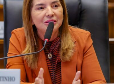 “Partido se faz é com gente, com político e com voto. E isso nós temos”, afirma Iracema Vale sobre mudanças no PSB