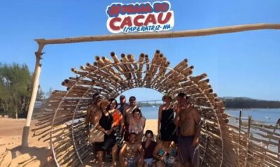 Prefeitura leva moradores da Residência Terapêutica para conhecer a Praia do Cacau