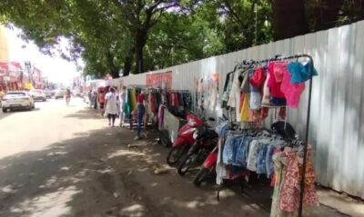 Prefeitura retira ambulantes da Rua Simplício Moreira em frente a obra da Igreja Nossa Senhora Fátima