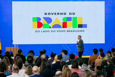 ‘Governo do Brasil, do lado do povo brasileiro’ é a nova marca do governo Lula
