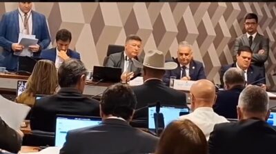 Eliziane reage à ameaça de cassar credenciais de jornalistas