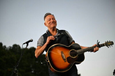 Bruce Springsteen lança mini-álbum com mensagem crítica a Donald Trump