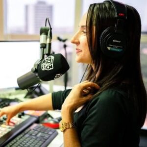 Morre a locutora Gabi Costa, voz marcante da Rádio 92.3 FM