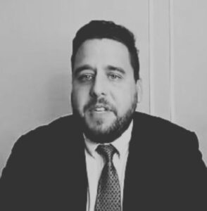 Falso moralismo: caseiro do sítio do vereador Daniel Barros recebia salário da Câmara Municipal de Caxias
