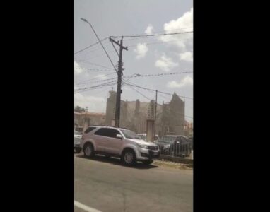 VÍDEO: Parte da estrutura da Igreja Nossa Senhora do Perpétuo Socorro desaba no bairro da Cohab, em SL