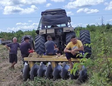 Moradores de São Benedito do Rio Preto desobedecem ordem judicial e entram em conflito por terra