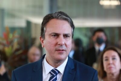 Ministro da Educação descarta cancelar Enem após vazamento de imagens da prova antes da hora: ‘De forma alguma’