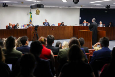 2º dia de julgamento no STF tem defesa de Bolsonaro; ACOMPANHE AO VIVO