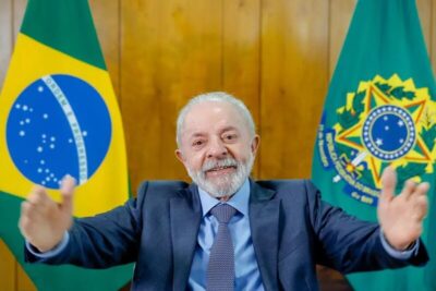 CNT/MDA: Lula sai na frente em todos os cenários testados