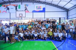 Prefeito Fred Campos inaugura Quadra Poliesportiva em homenagem do Vereador Miércio Martins e Sala de Informática em Paço do Lumiar
