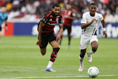 Flamengo esbarra na altitude e fica no empate com a LDU em Quito