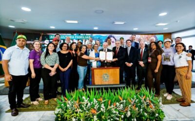 Presidente Lula assina leis que fortalecem agricultura familiar e segurança alimentar