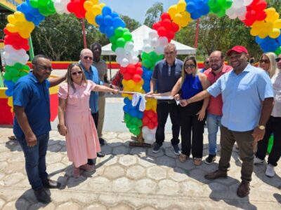 Praça Marquês de Marialva é reinaugurada por Hildo Rocha e Zé Martinho