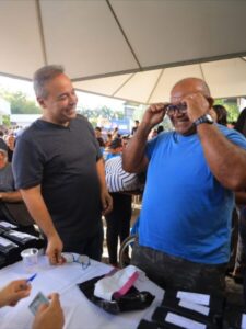 Fred Campos entrega mais de 600 óculos no 1º Mutirão Oftalmológico em Paço do Lumiar