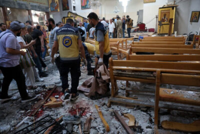 Atentado suicida em igreja na Síria deixa ao menos 20 mortos e mais de 50 feridos