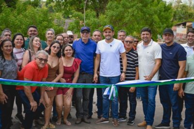 Juscelino Filho inaugura base do SAMU, asfalto em povoado e anuncia obras nos 73 anos de Vitorino Freire