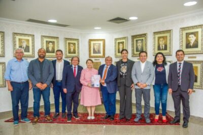 Iracema Vale discute melhoria do atendimento a parturientes com Câmara Municipal