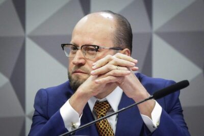 CPMI do INSS pede quebra de sigilos e prisão preventiva de Nelson Wilians