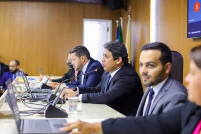 Câmara aprova quatro projetos de lei em redação final