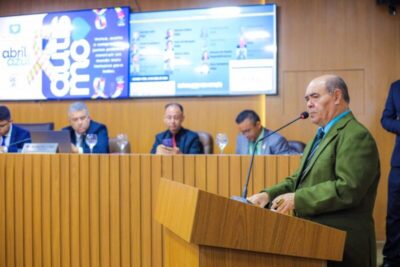 Astro de Ogum cobra pagamento de emendas parlamentares