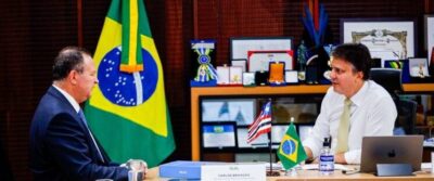 Brandão apresenta programa Tô Conectado para ministro da Educação, Camilo Santana, que destaca a importância da iniciativa