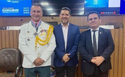Prefeito Paraíba, prestigia entrega do título de cidadão de São Luís ao coronel PM Aldrin