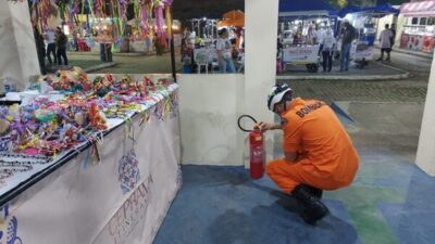 Bombeiros realizam operação de vistorias em arraias da capital