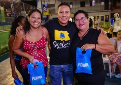 Penha entrega óculos na Liberdade no Projeto Movimentação