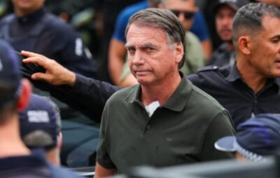 Bolsonaro é diagnosticado com câncer de pele