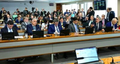 Por unanimidade CCJ do Senado rejeita PEC da Blindagem