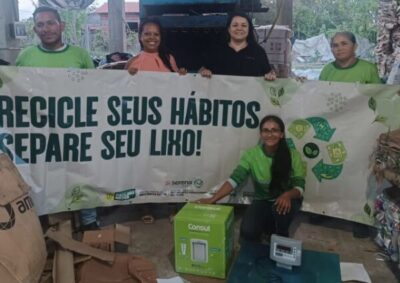 Prefeitura de Paulino Neves, apoiando os Catadores da Associação Rio Novo Recicle