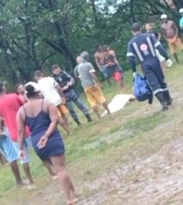 Faccionados invadem campo de futebol e executam adolescentes a tiros no Coroadinho