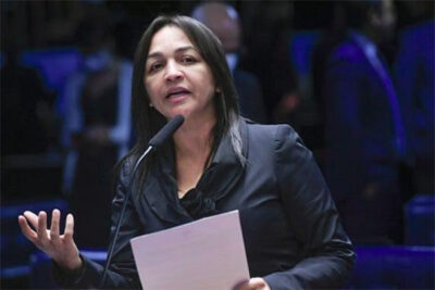 Senadora Eliziane Gama vota contra afrouxamento da Ficha Limpa