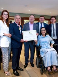 Fundador da Inpasa é homenageado a pedido de Andreia Rezende