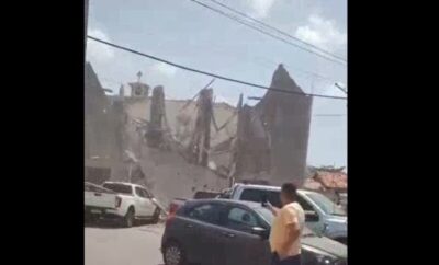 Fachada de igreja desmorona em São Luís