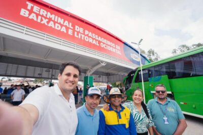 Ao lado de Orleans Brandão, prefeitos, lideranças e usuários, governador inaugura Terminal de Passageiros da Baixada e Litoral Ocidental