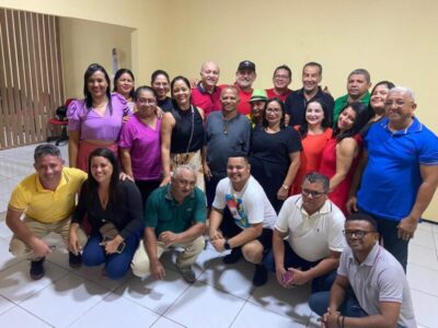 Paula Azevedo reúne amigos e aliados em confraternização do PCdoB