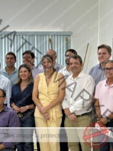 REFINARIA DE BACABEIRA: Hilton Gonçalo participa de reunião com executivos da OIL Group