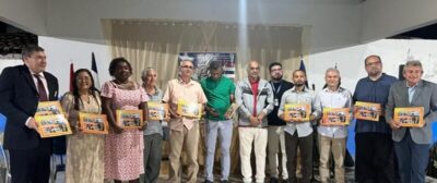 José Raimundo Rodrigues lança em Pinheiro Livro “Escola Inah Rego a História”