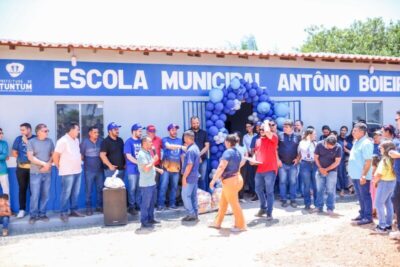 Fernando Pessoa entrega obras, distribui cestas básicas e faz doação de casas no primeiro dia das comemorações dos 70 anos de Tuntum