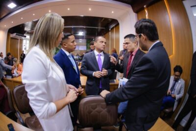 Penha propõe incentivos fiscais a projetos que promovam a inclusão de PCDs e autistas