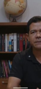 Estratégia de Luciano em propagandear contra a gestão e o ex-prefeito tem modelo na história da política