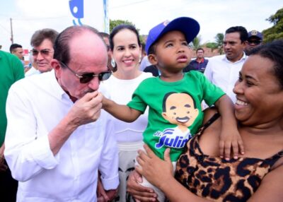 Mais uma obra: Dr. Julinho entrega à população ribamarense a nova Estrada da Ponta Verde