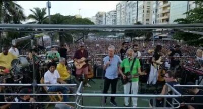 VÍDEO: Gilberto Gil e Chico Buarque cantam “Cálice”, música histórica contra a ditadura militar