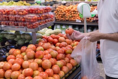 Nove de 12 produtos da cesta básica tiveram queda em agosto em São Luís
