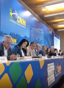 Mais de 1,5 mil prefeitos e vereadores participam de encontro em Brasília