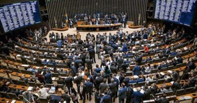 Bancada Maranhense – Dos 18 deputados, só Jerry, Rubinho e Duarte votaram contra autonomia do Congresso perante STF.