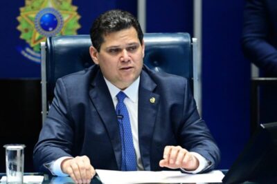 Alcolumbre arquiva PEC da Blindagem após rejeição unânime na CCJ do Senado