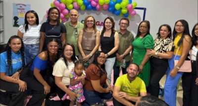 Prefeita Simone Carneiro entrega fardamento escolar na Creche do povoado Bom Princípio